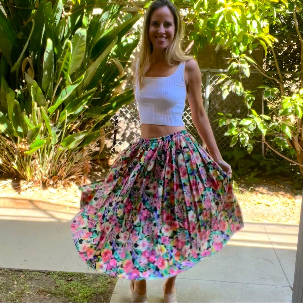 Floral pleated skirt